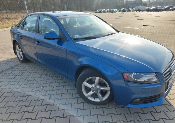 Audi A4 cena 42000 przebieg: 175000, rok produkcji 2011 z Kwidzyn małe 407
